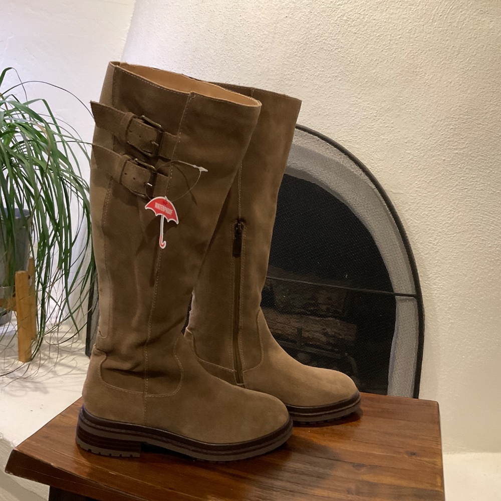 Blondo Reagan Waterproof High Lug Boot Tan size 7 - Picture 2 of 10